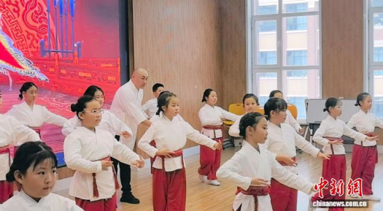 �����݆Tʷ����(qu��n)���ڽoС�W�������n����ʯ���� �z