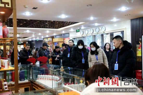 ���M�ߴ������M������ɫ���ֶY�w��^���ؿ�����H���w�������ʡ���M�߅f(xi��)��/���D