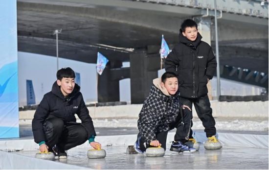 ���k��/���D