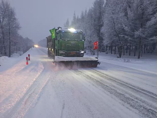 �ػ���ί������/���D